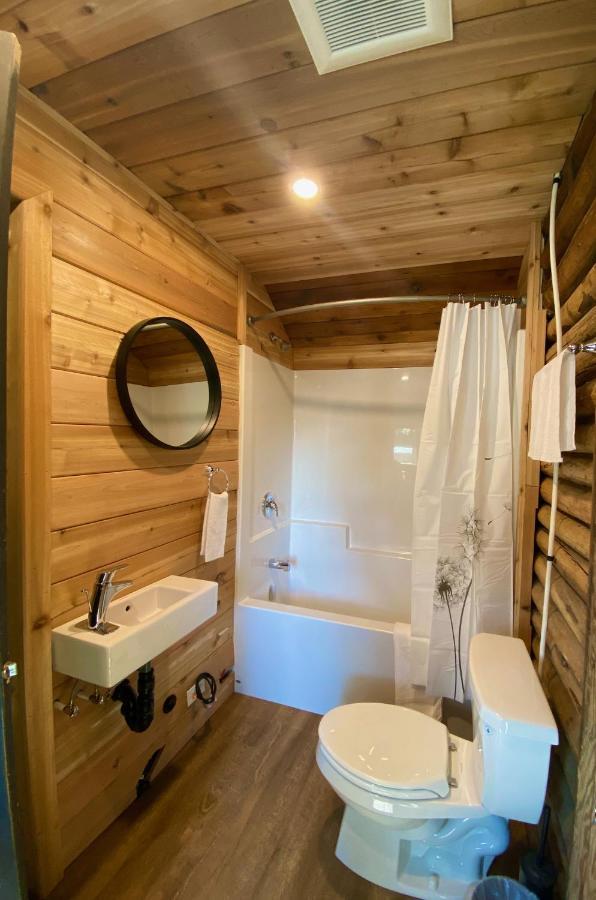 Chute Lake Lodge Naramata Zewnętrze zdjęcie